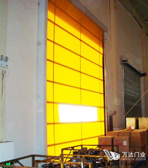新竹镇工厂堆积门